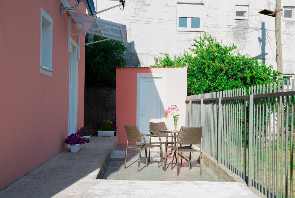 Apartments Tila تريبينيي المظهر الخارجي الصورة