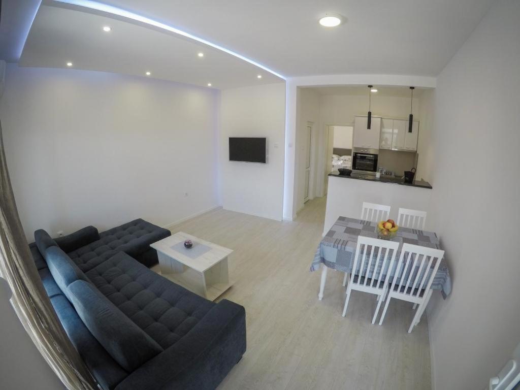 Apartments Tila تريبينيي المظهر الخارجي الصورة