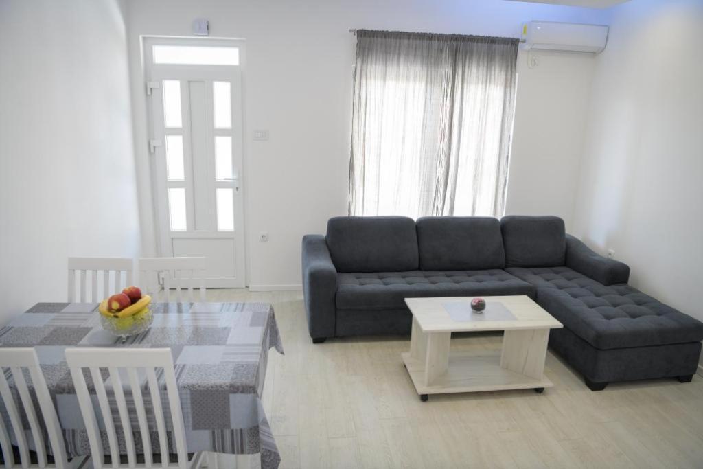 Apartments Tila تريبينيي المظهر الخارجي الصورة